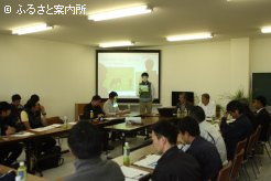 胆振軽種馬農業協同組合会議室で行われたグループ研修