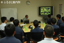 田中弘祐調査役による装蹄講義