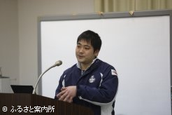 出席者からの質問に答える山口智史氏