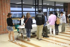 先着100名に提供されたサンドイッチも好評