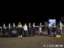 馬場での口取り