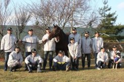 エミネントシチーと牧場の皆さん