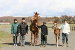 梁川社長とスタッフの皆さん