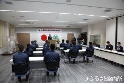 日本軽種馬協会静内種馬場研修所で行われた第43期生産育成技術者研修開講式