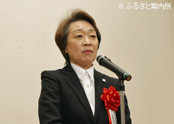 公務を終えて自由民主党競馬推進議員連盟の橋本聖子会長も駆けつけてくれた