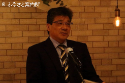 あいさつする北海道農政部競馬事業室室長の庄司好明氏