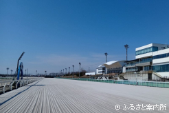 4月15日の開幕を間近に控える門別競馬場