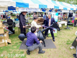 木馬体験を行うブースもあった