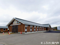 隣接するB4厩舎、B5厩舎と合わせて、育成馬は重賞で活躍を続ける