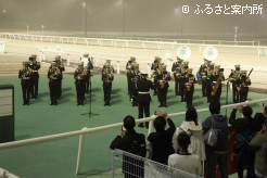 陸上自衛隊第7音楽隊の生演奏も行われた