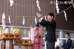 札幌開催成功を祈願した馬場浄め式
