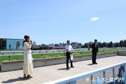 左からmikuさん、宮崎光行氏、古谷剛彦氏