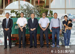 サマーセール視察に訪れた日本軽種馬協会の森山新会長