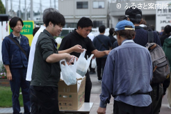 豪華景品が当たったガラポン抽選会