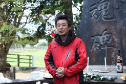 あいさつする門別軽種馬生産振興会会長の槇本一裕氏