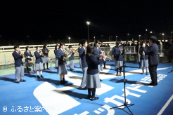 富川中学校吹奏楽部による生ファンファーレも演奏された